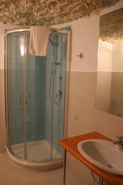 Bed and Breakfast Note Sulla Piazza Кальярі Номер фото