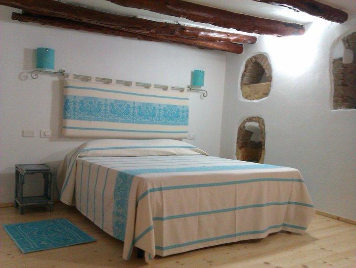 Bed and Breakfast Note Sulla Piazza Кальярі Номер фото